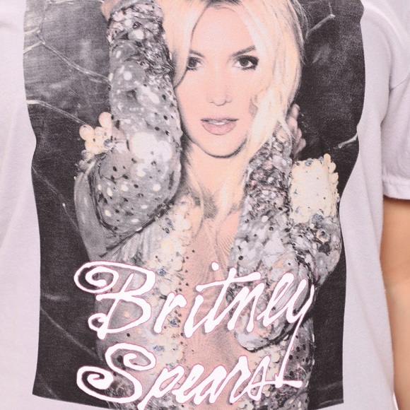 Fashion Nova Britney Spears T-shirt - Picture 6 of 8